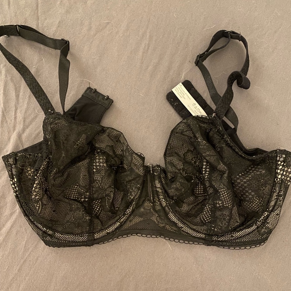 black lace bra